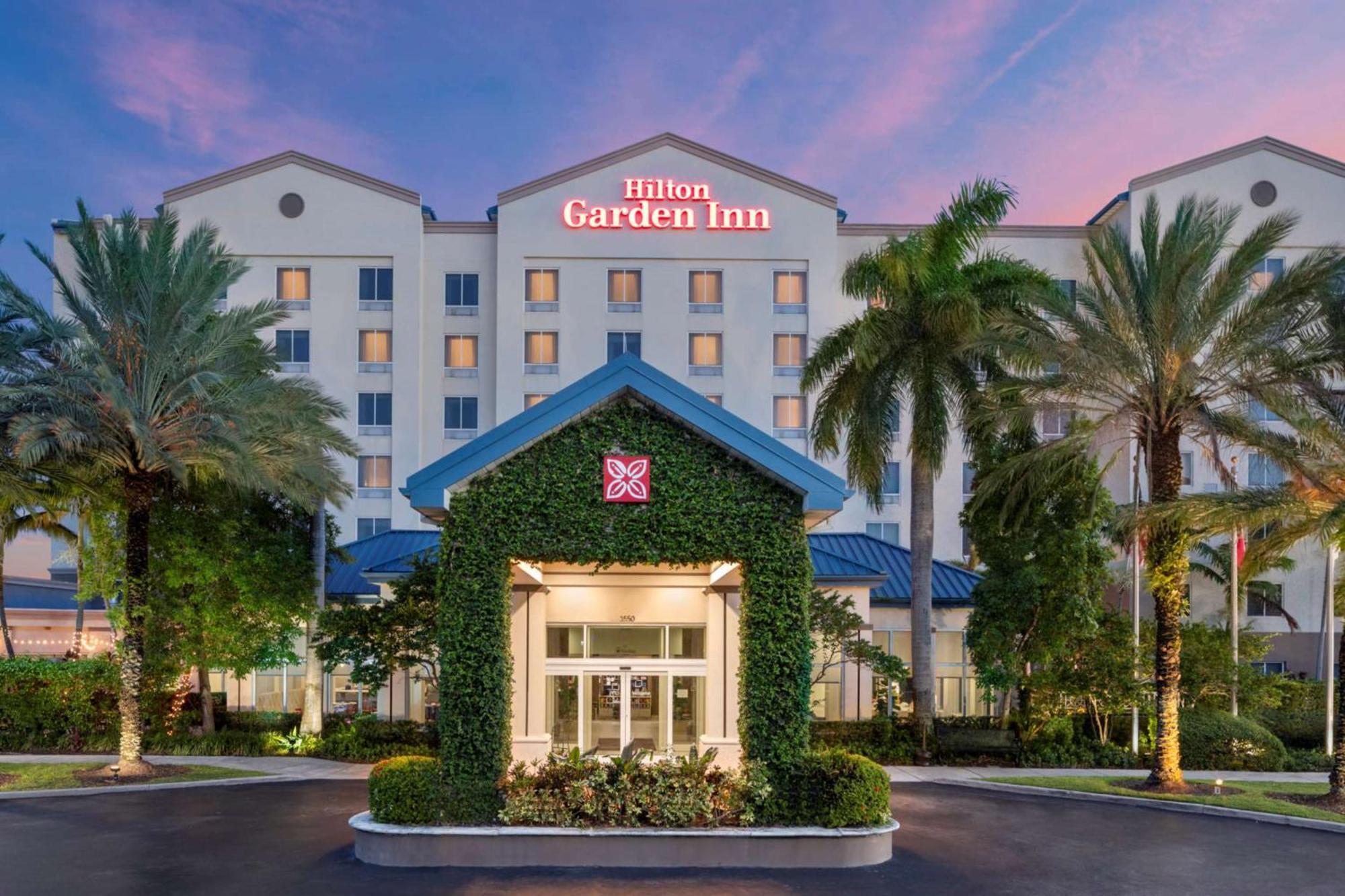 Hilton Garden Inn Miami Airport West Doral Buitenkant foto